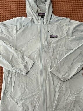 Patagonia Mens Houdini Air Ultralight Hooded Windbreaker Jacket Light Blue Small